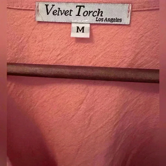 Women’s Velvet Torch Peachy Pink Skater Dress Size Medium Knee length - Picture 4 of 6